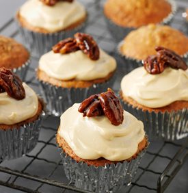 Apple and Pecan Muffins With Salted Caramel Pecans