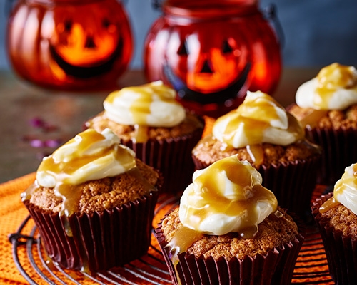 halloween salted caramel pumpkin cupcakes