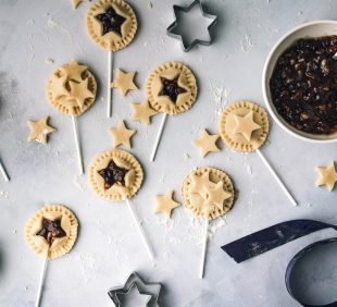 Mince pie pops