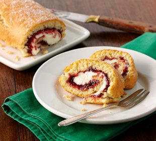 raspberry swiss roll