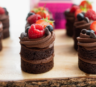 Salted caramel chocolate mini cakes