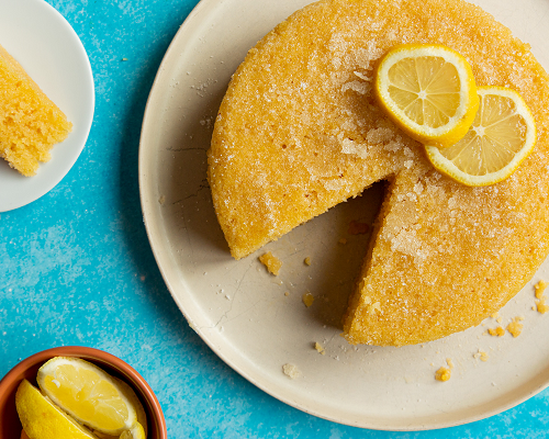 Steamed lemon cake