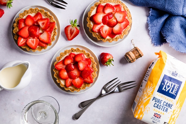 Strawberry & Prosecco Tarts