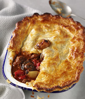 Sweet-spiced Beef Goulash Pie